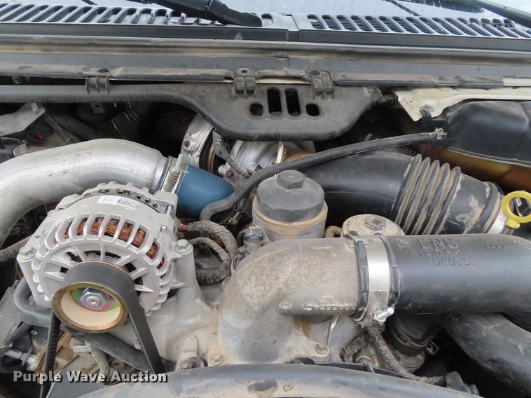 image for item DF7829 2007 Ford F550 utility truck with crane