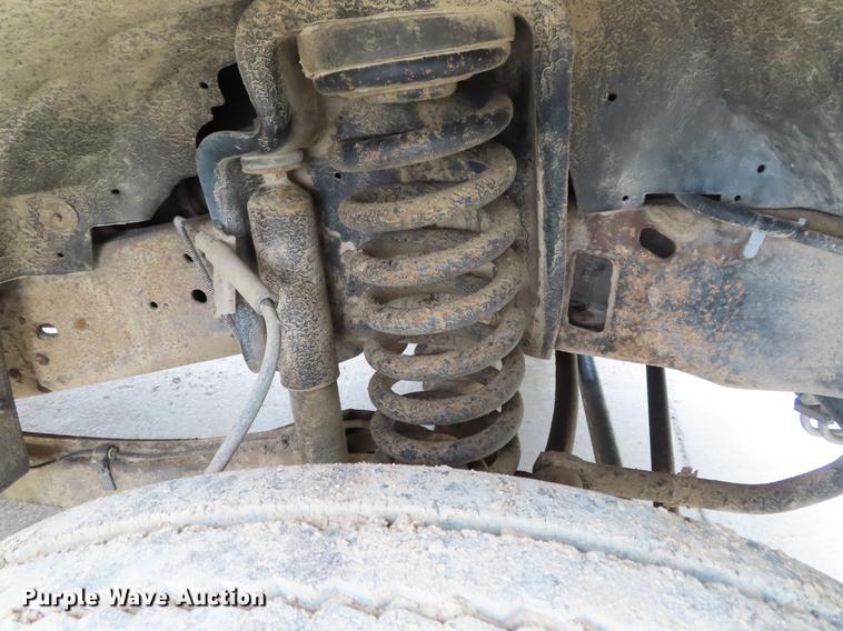 image for item DF7829 2007 Ford F550 utility truck with crane