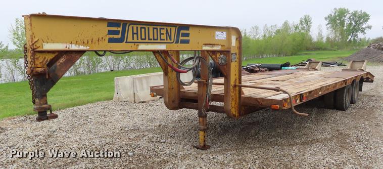 image for item DF7831 1997 Holden HGD2027 equipment trailer