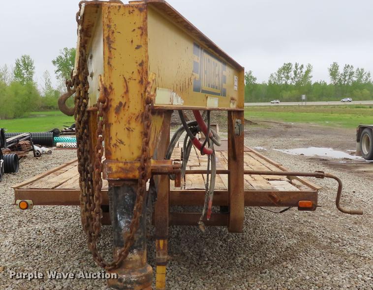 image for item DF7831 1997 Holden HGD2027 equipment trailer