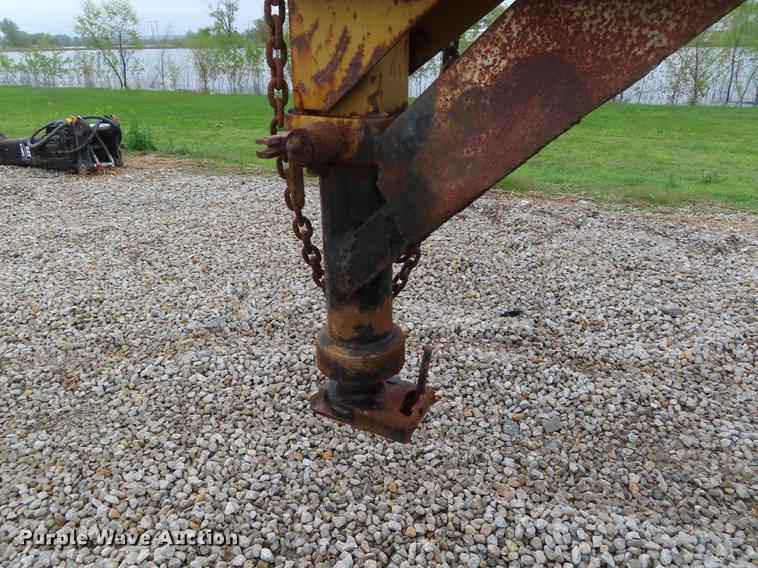 image for item DF7831 1997 Holden HGD2027 equipment trailer