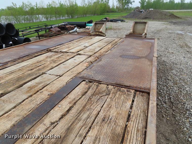 image for item DF7831 1997 Holden HGD2027 equipment trailer