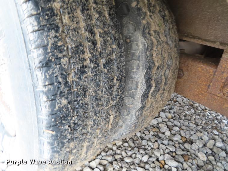 image for item DF7831 1997 Holden HGD2027 equipment trailer