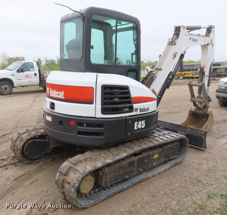 image for item DF7832 2016 Bobcat E45 mini excavator