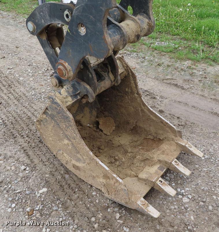 image for item DF7832 2016 Bobcat E45 mini excavator