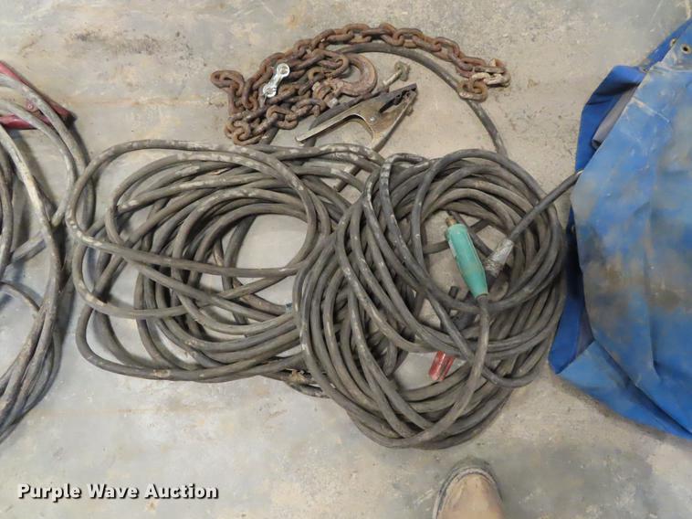 image for item DI9498 Miller Bobcat 250 welder generator