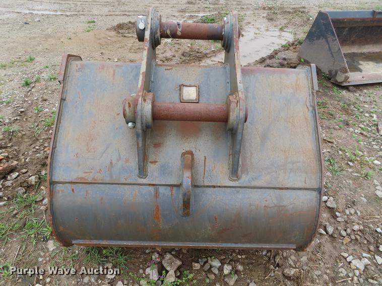 image for item FJ9022 2015 Geith excavator bucket