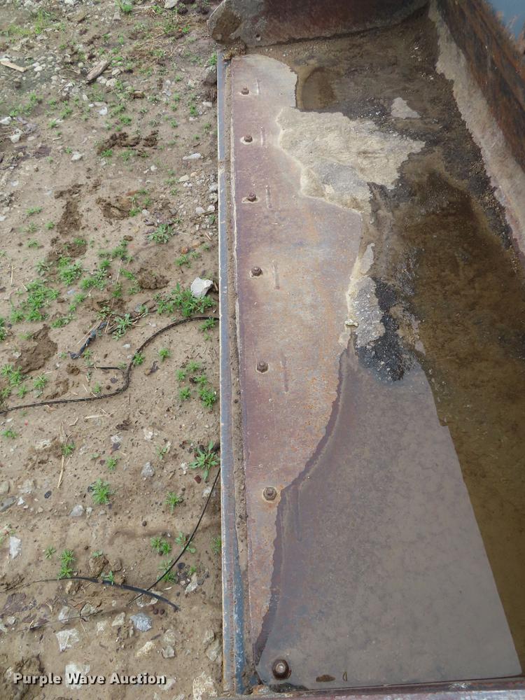 image for item FJ9037 Bobcat 84"W skid steer bucket