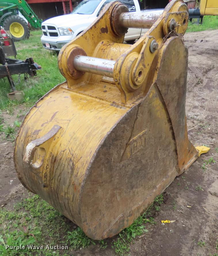 image for item FJ9057 Caterpillar excavator bucket