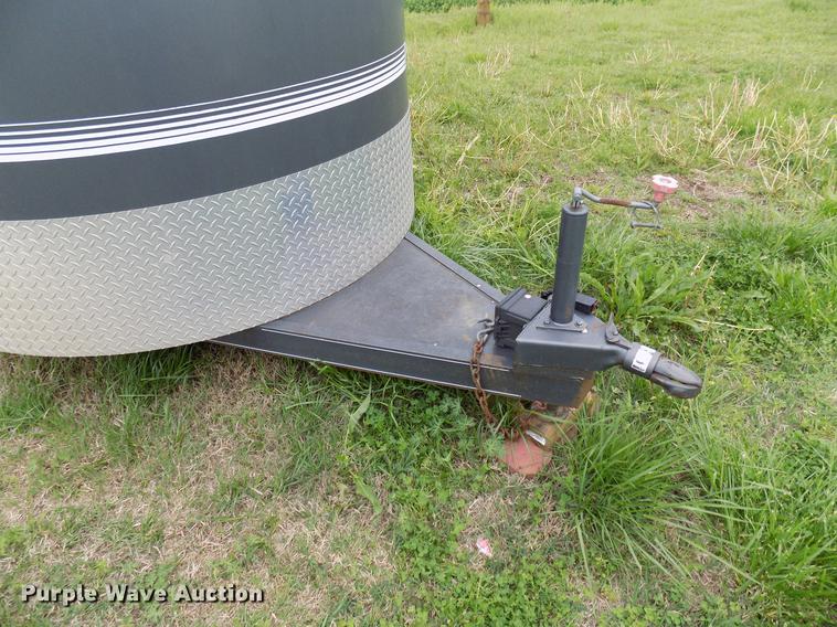 image for item DB9709 2004 Pro Stock livestock trailer