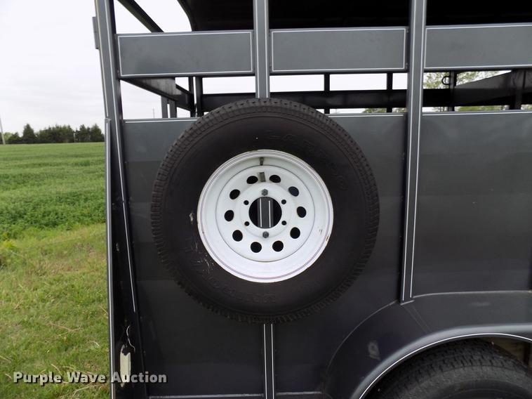 image for item DB9709 2004 Pro Stock livestock trailer