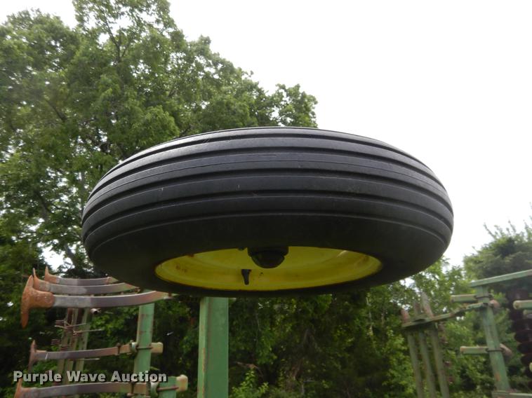 image for item DC0226 John Deere field cultivator