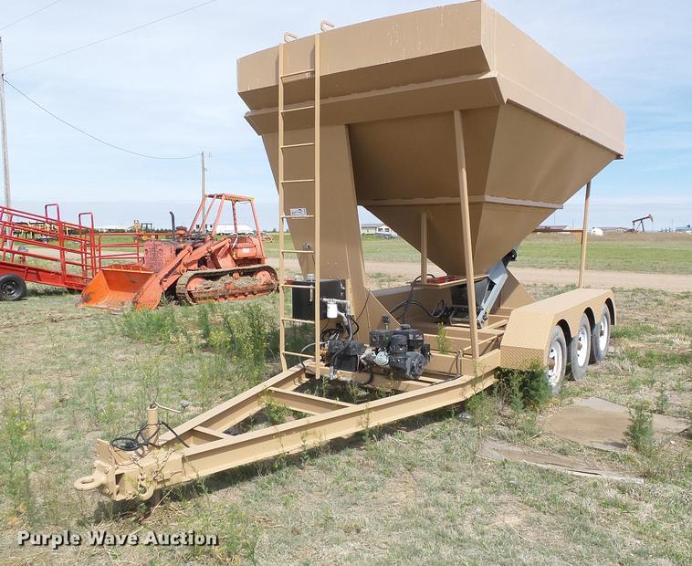 image for item DC5206 Convey All seed tender