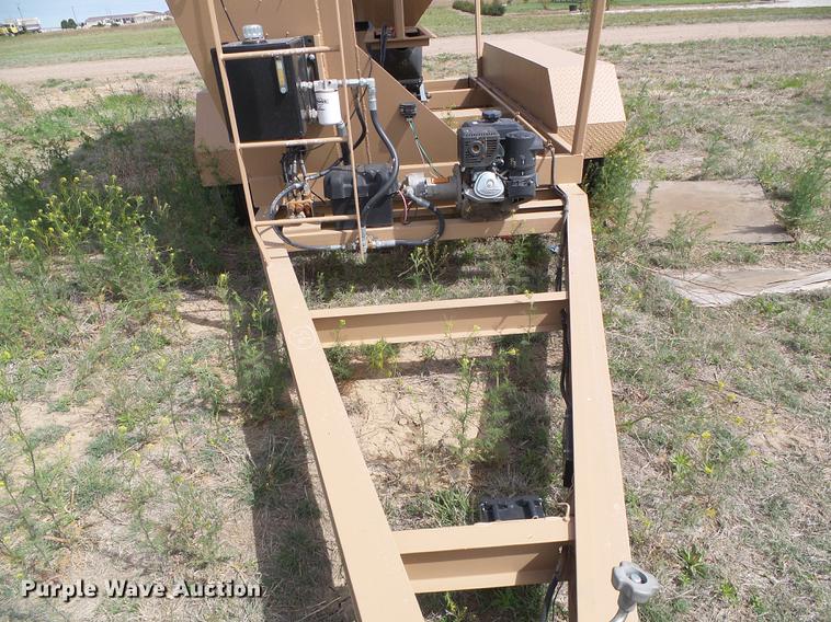 image for item DC5206 Convey All seed tender