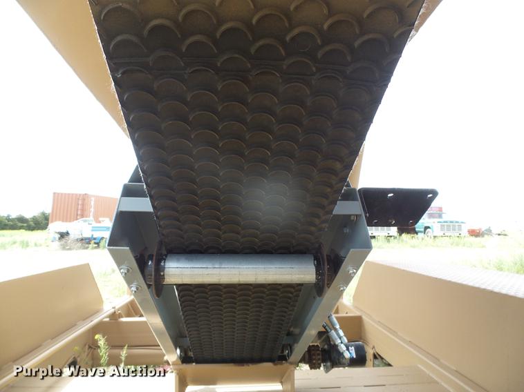 image for item DC5206 Convey All seed tender