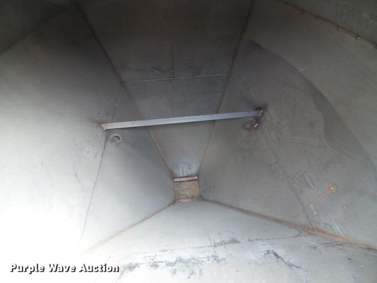 image for item DC5206 Convey All seed tender