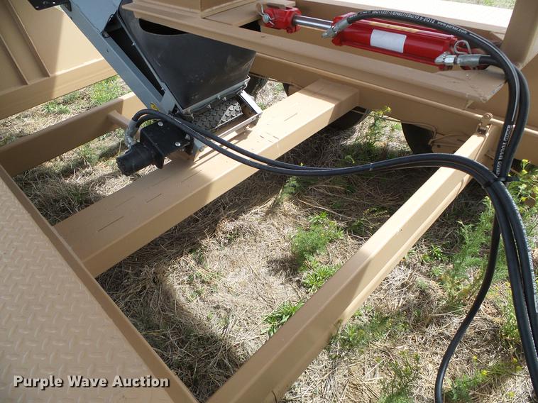 image for item DC5206 Convey All seed tender