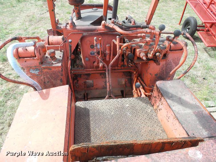 image for item DC5207 Allis Chalmers TS5 Tractor Shovel track loader