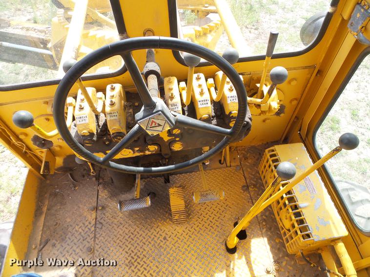 image for item DC5208 Allis Chalmers M100 motor grader