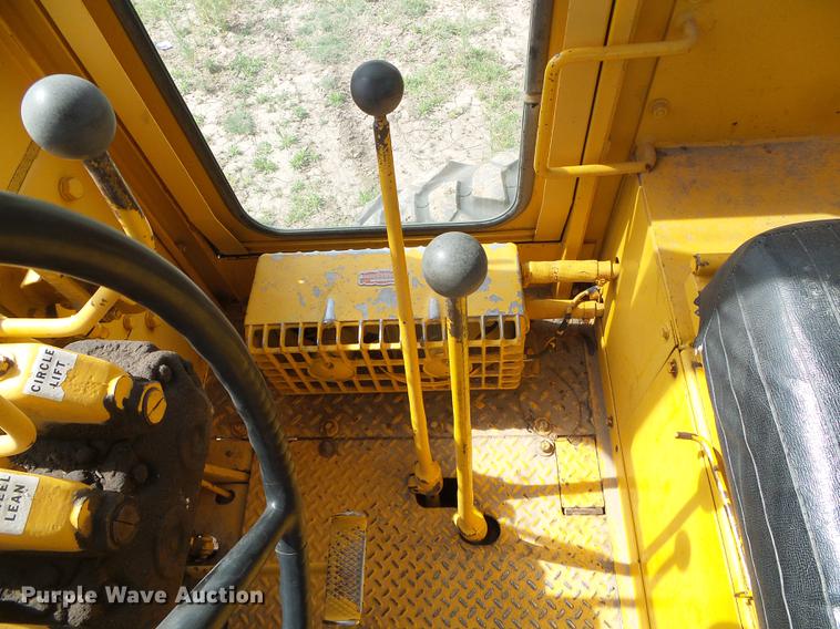 image for item DC5208 Allis Chalmers M100 motor grader