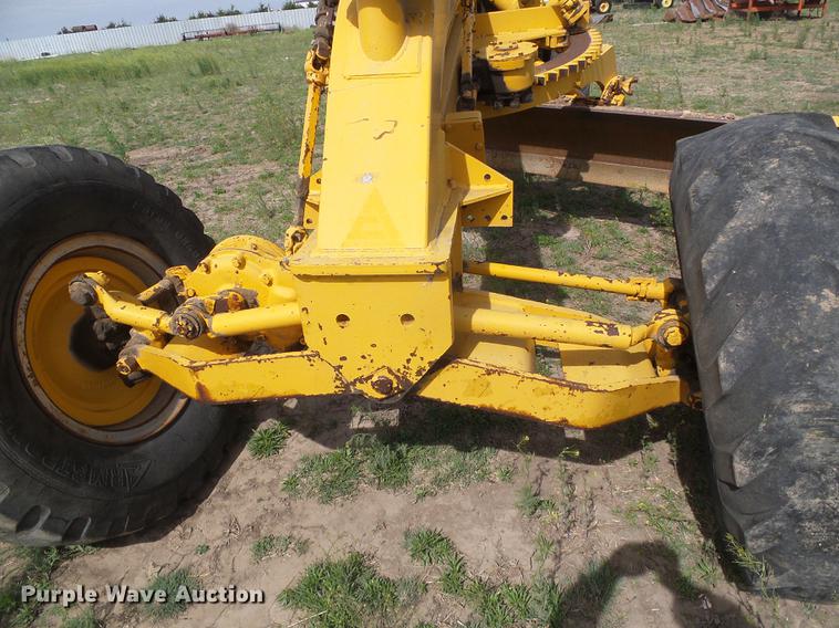 image for item DC5208 Allis Chalmers M100 motor grader