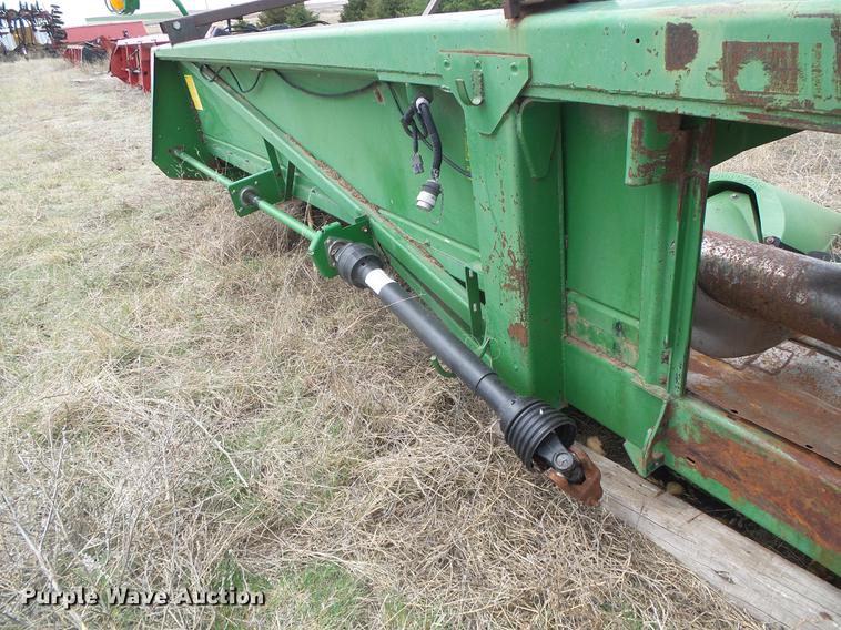 image for item DC5209 John Deere 1243 corn head
