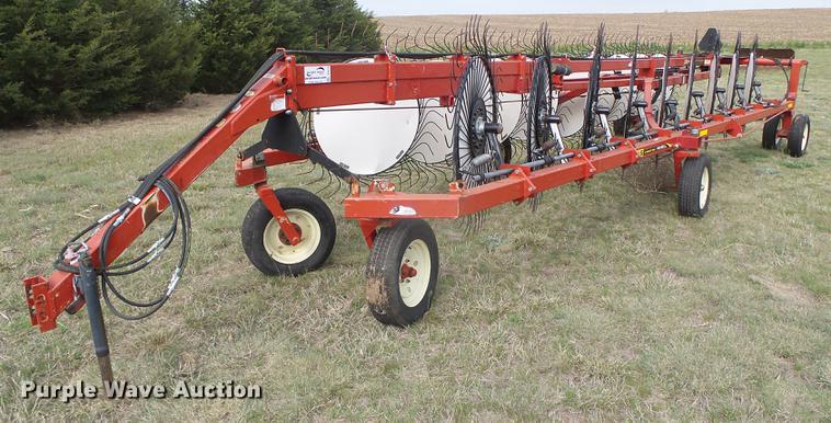image for item DC5213 H&S BF1460 hi-capacity hay rake