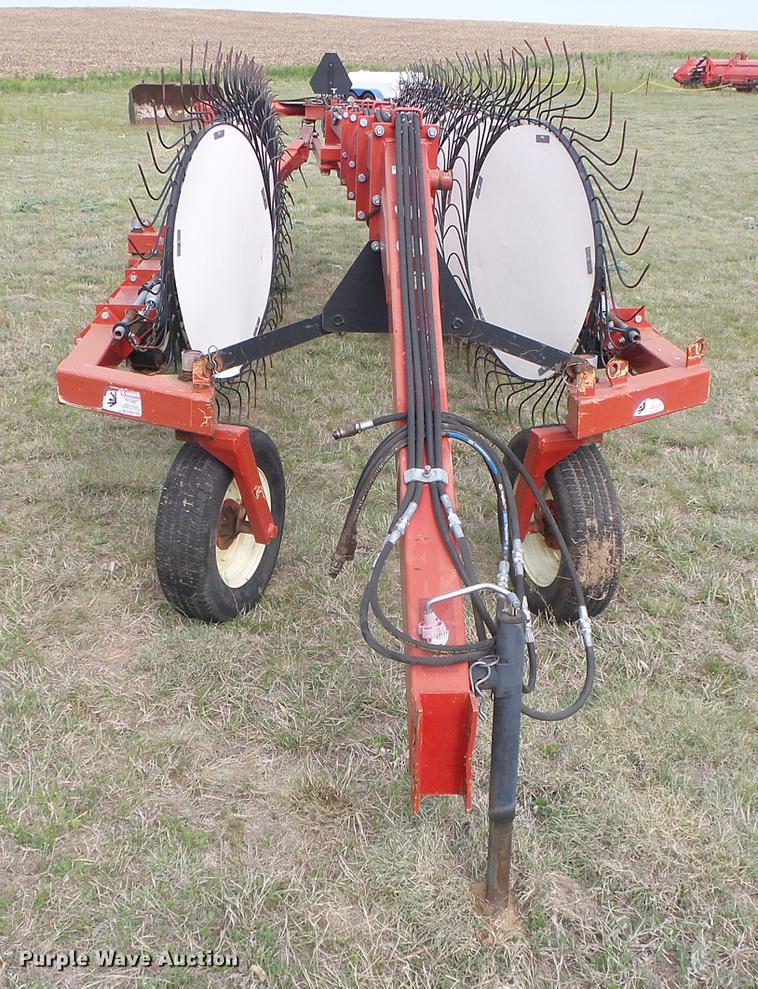 image for item DC5213 H&S BF1460 hi-capacity hay rake