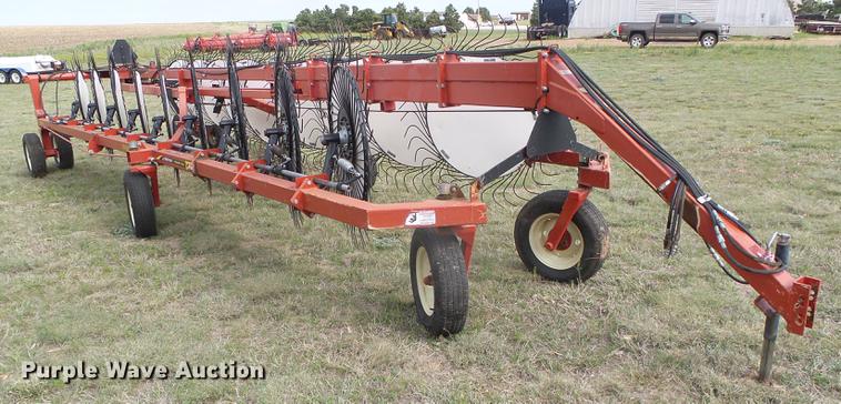 image for item DC5213 H&S BF1460 hi-capacity hay rake