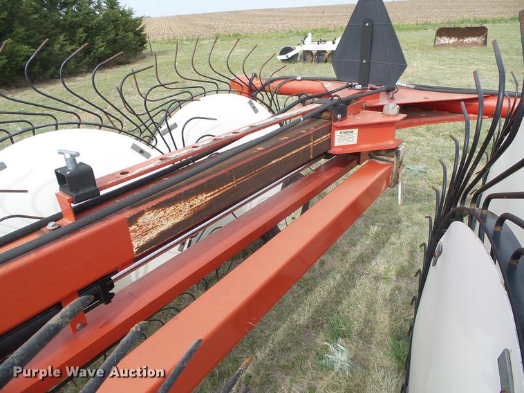 image for item DC5213 H&S BF1460 hi-capacity hay rake