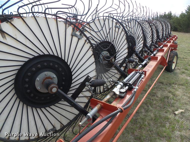image for item DC5213 H&S BF1460 hi-capacity hay rake
