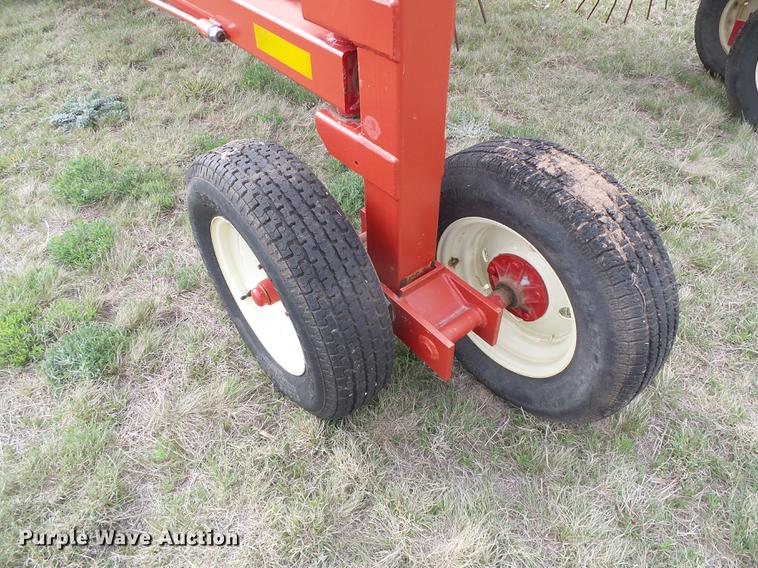 image for item DC5213 H&S BF1460 hi-capacity hay rake