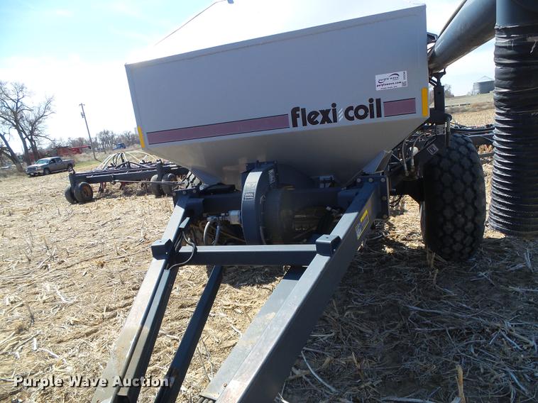 image for item DC5240 1998 Flexi-Coil 7500 air seeder