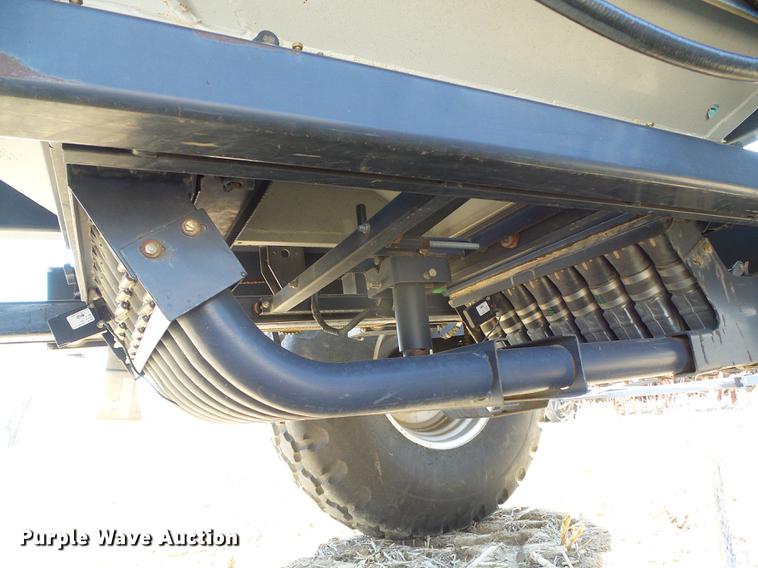 image for item DC5240 1998 Flexi-Coil 7500 air seeder