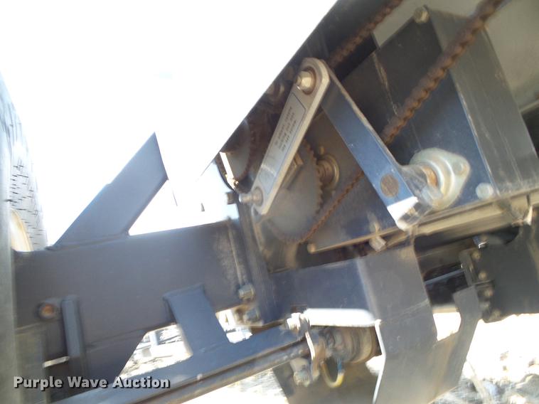 image for item DC5240 1998 Flexi-Coil 7500 air seeder