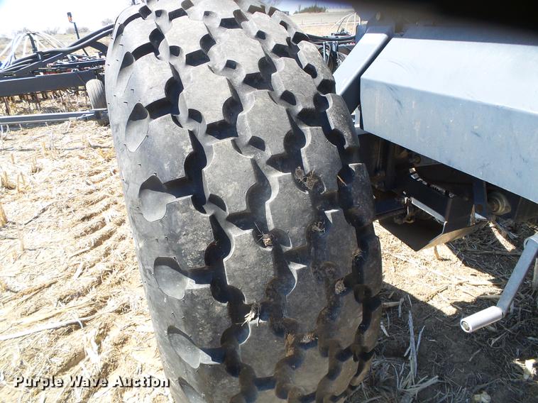 image for item DC5240 1998 Flexi-Coil 7500 air seeder