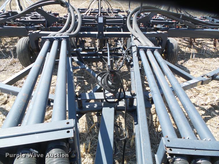 image for item DC5240 1998 Flexi-Coil 7500 air seeder