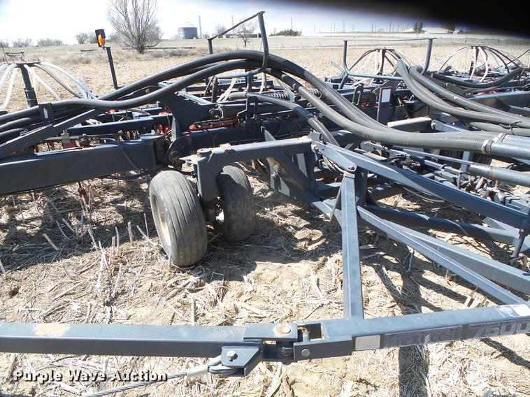 image for item DC5240 1998 Flexi-Coil 7500 air seeder