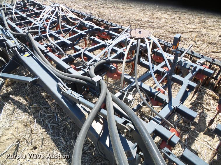 image for item DC5240 1998 Flexi-Coil 7500 air seeder