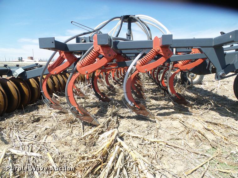 image for item DC5240 1998 Flexi-Coil 7500 air seeder