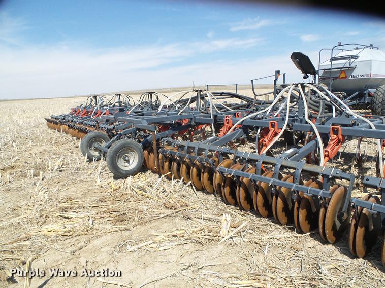 image for item DC5240 1998 Flexi-Coil 7500 air seeder