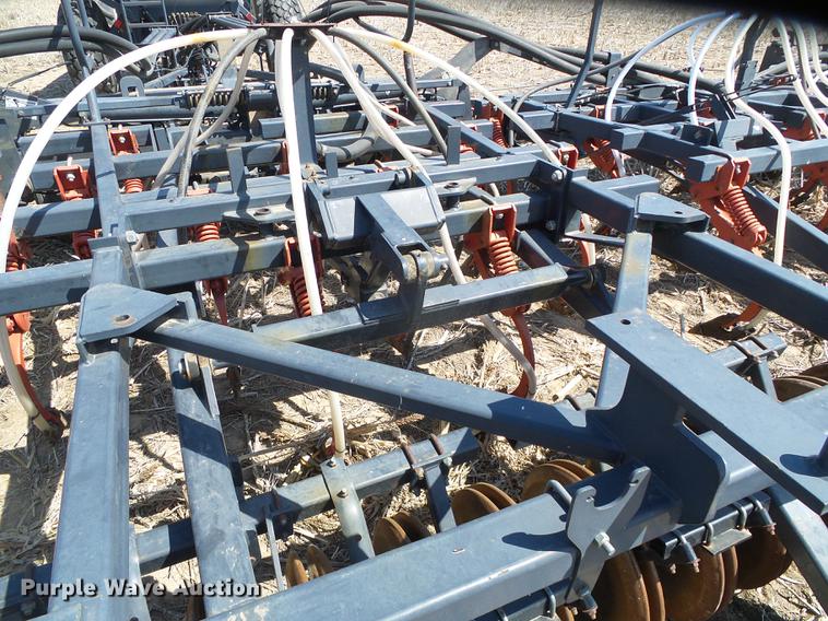 image for item DC5240 1998 Flexi-Coil 7500 air seeder