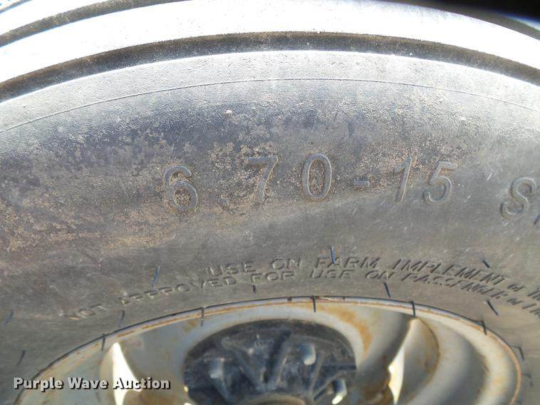 image for item DC5240 1998 Flexi-Coil 7500 air seeder