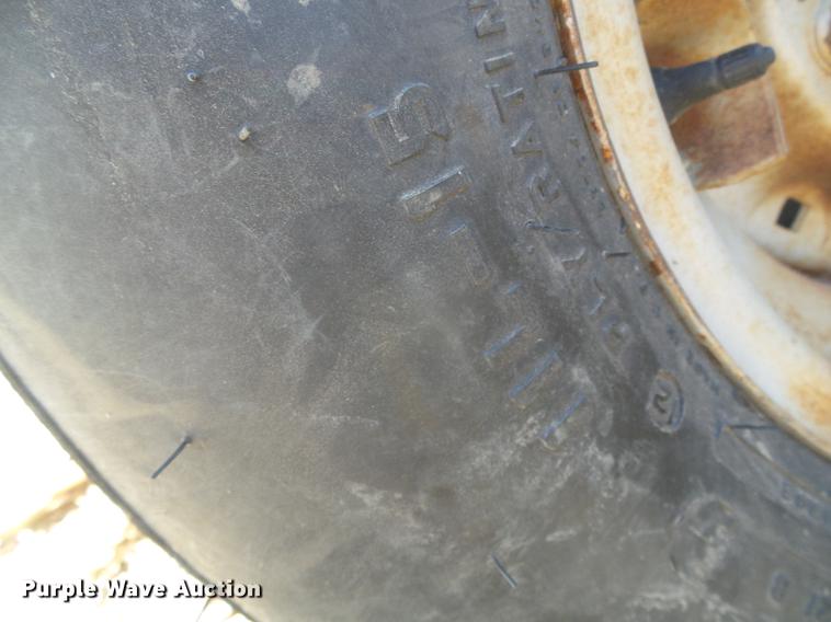 image for item DC5240 1998 Flexi-Coil 7500 air seeder