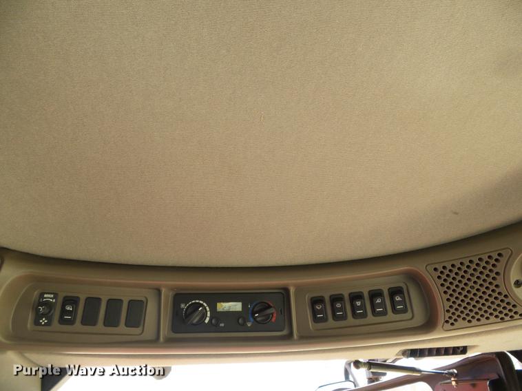 image for item DC5242 2011 Case IH 8120 combine