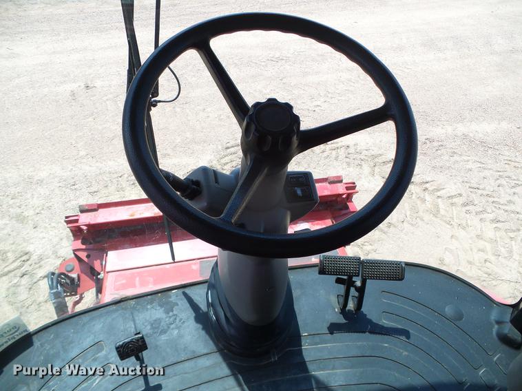 image for item DC5242 2011 Case IH 8120 combine