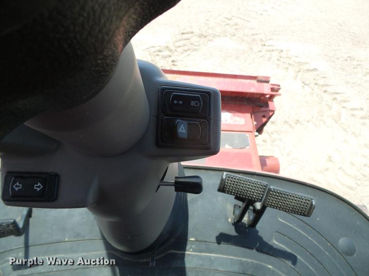image for item DC5242 2011 Case IH 8120 combine