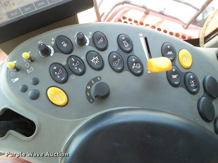 image for item DC5242 2011 Case IH 8120 combine