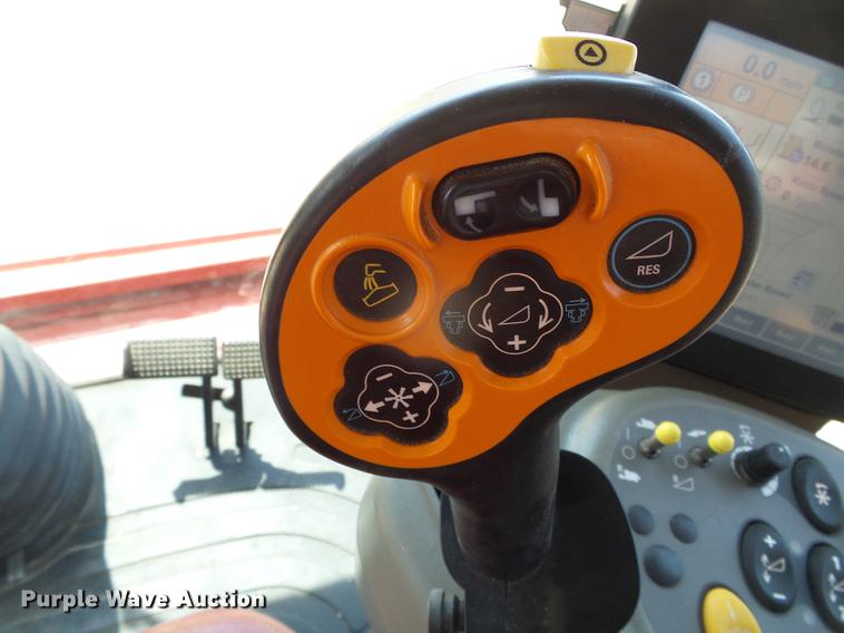 image for item DC5242 2011 Case IH 8120 combine