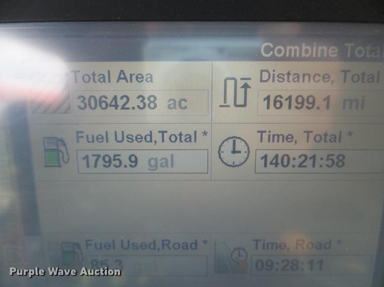 image for item DC5242 2011 Case IH 8120 combine